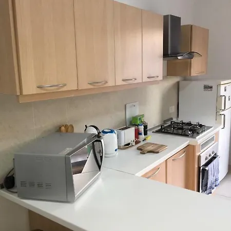 Lägenhet Two Bedroom Marsaskala *